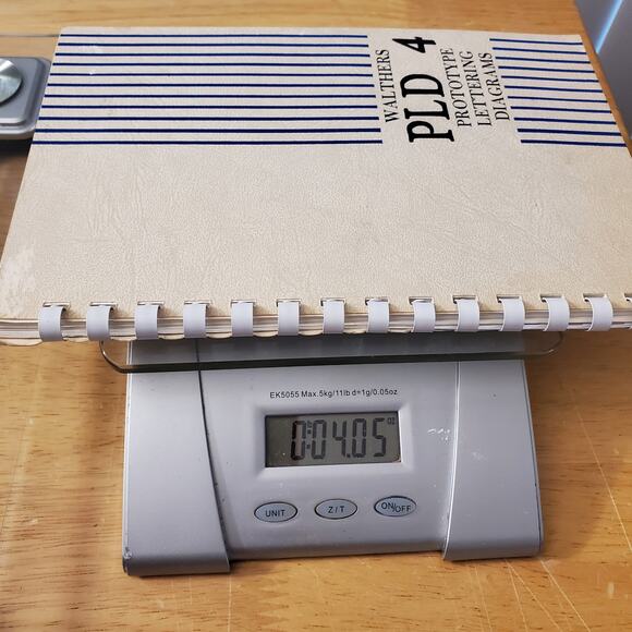 Walthers PLD 4 Prototype Lettering Diagrams by W.K. Walthers paperback 1972 - Picture 5 of 5